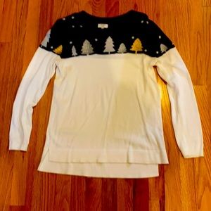 Crown & Ivy women’s Christmas Sweater Size S